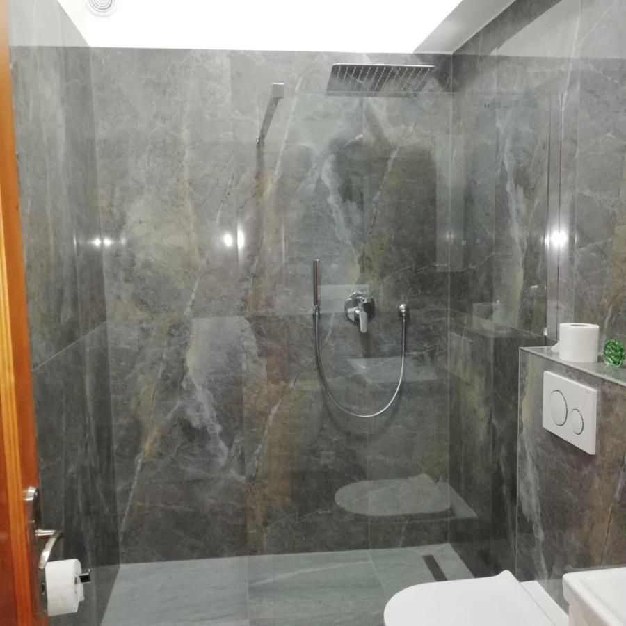 Rezident Consult S.R.O. Hotell Bratislava Exteriör bild