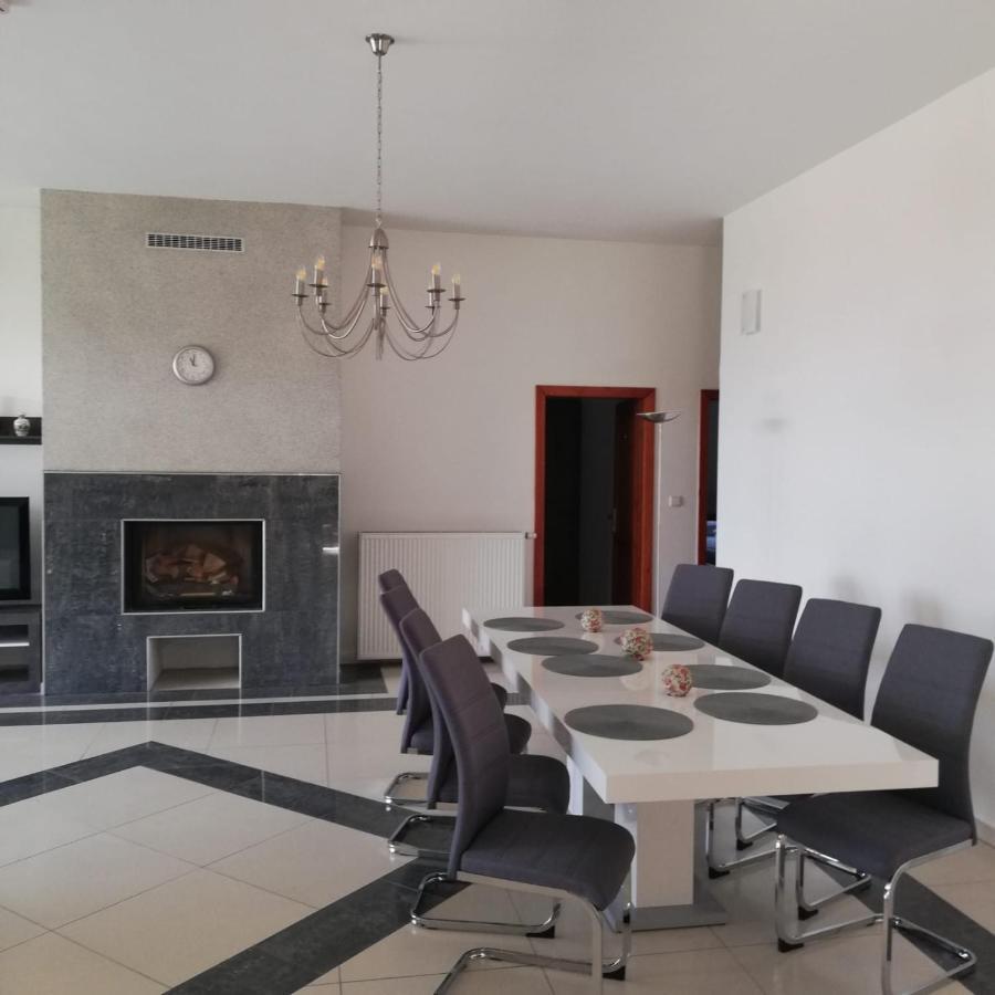 Rezident Consult S.R.O. Hotell Bratislava Exteriör bild