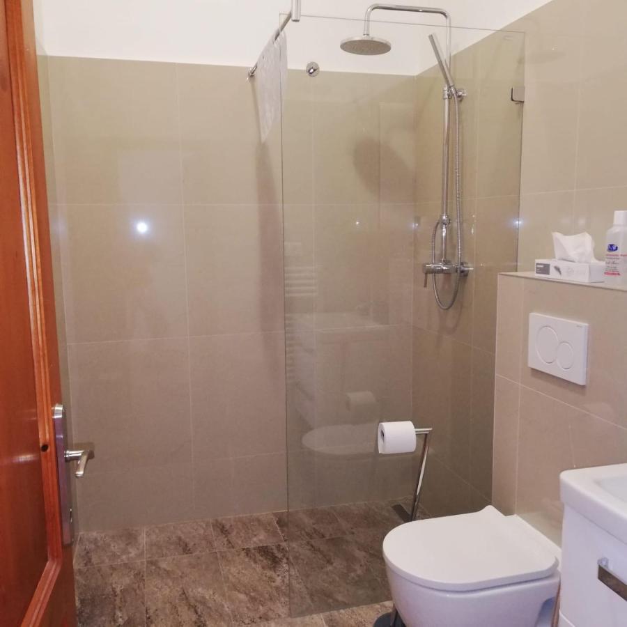 Rezident Consult S.R.O. Hotell Bratislava Exteriör bild